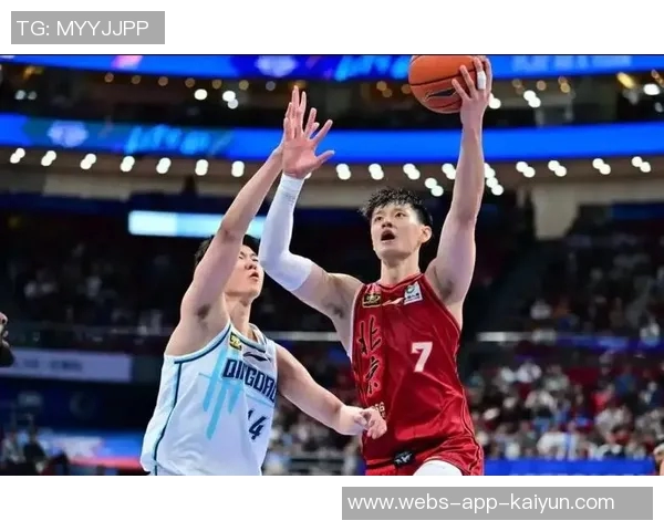 曾凡博三节狂砍33分创生涯新高周琦双双发力助力球队获胜